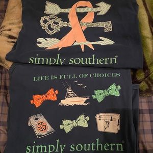Woman’s simply southern SS shirts size m